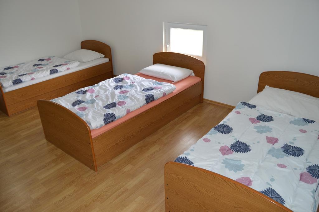 Pansion Modana Međugorje Esterno foto