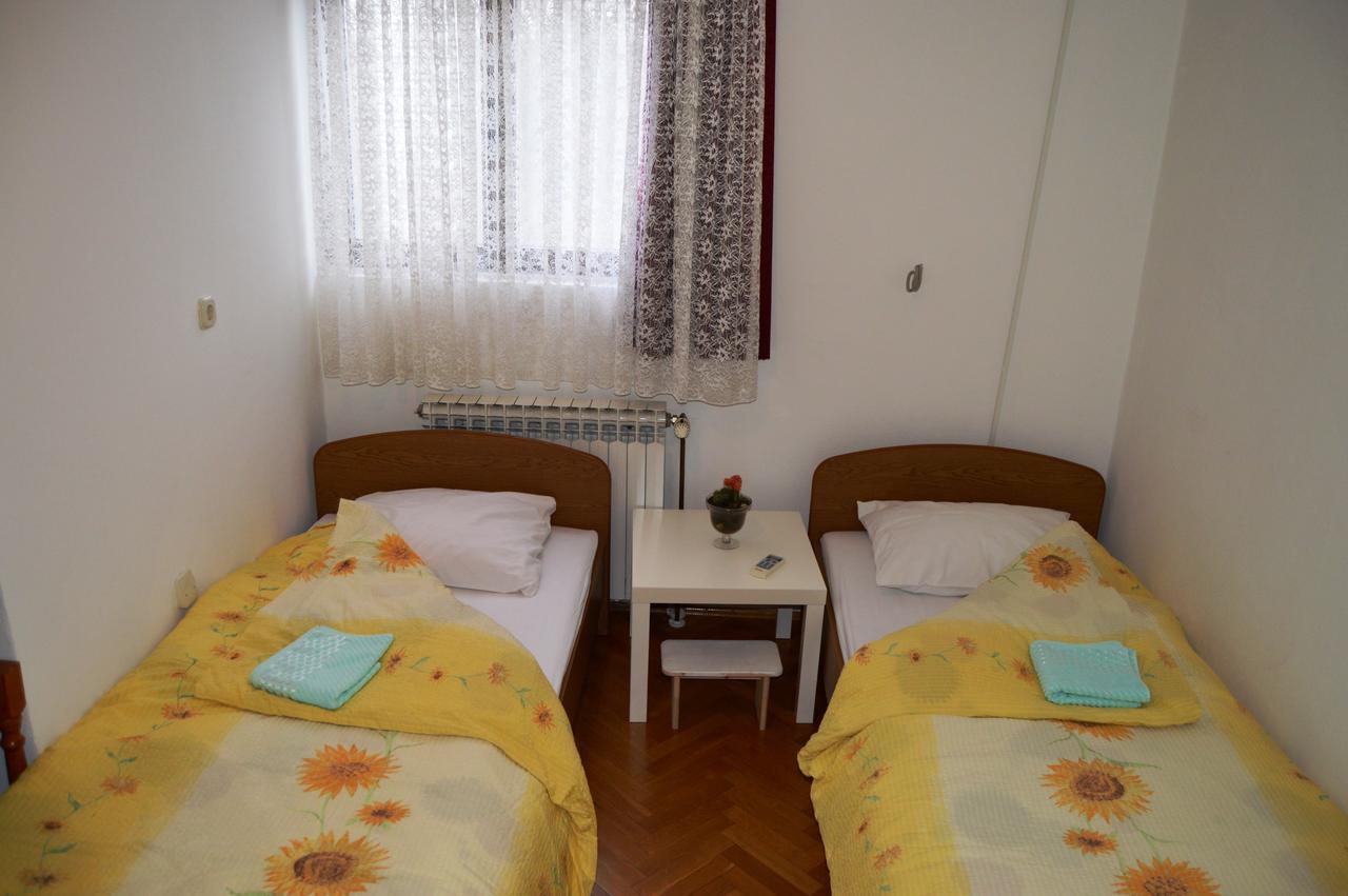 Pansion Modana Međugorje Esterno foto